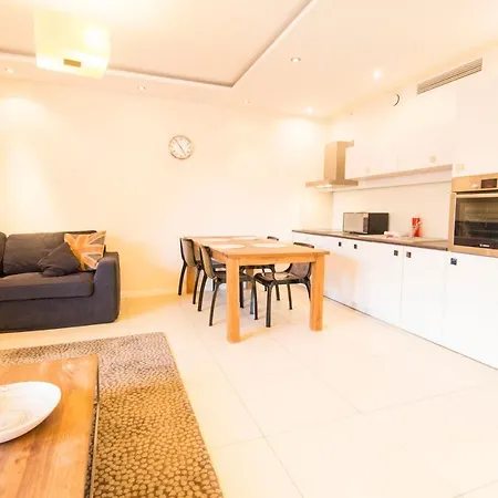 4 Krawiecka Apartmán