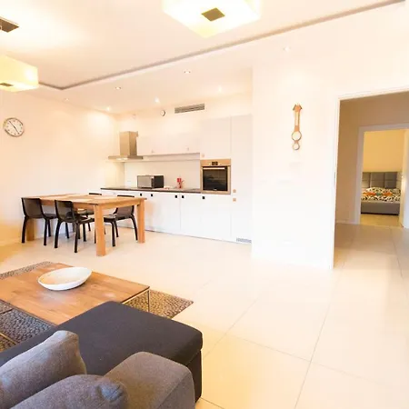 4 Krawiecka * Wrocław