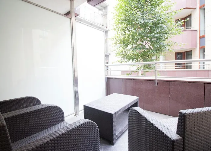 4 Krawiecka * ורוצלב